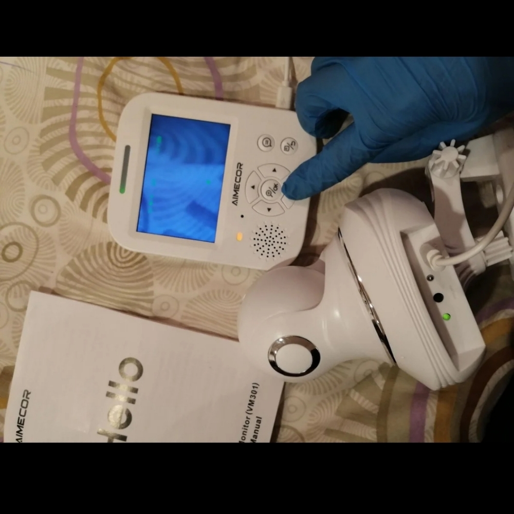 Video Baby Monitor - Picture 2 of 4
